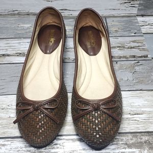 Coach And Four Woven Look Brown Ballet Flats  Bow on Toe Womens Size 8.5